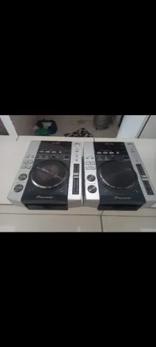 Par de CDJ Pioneer 200