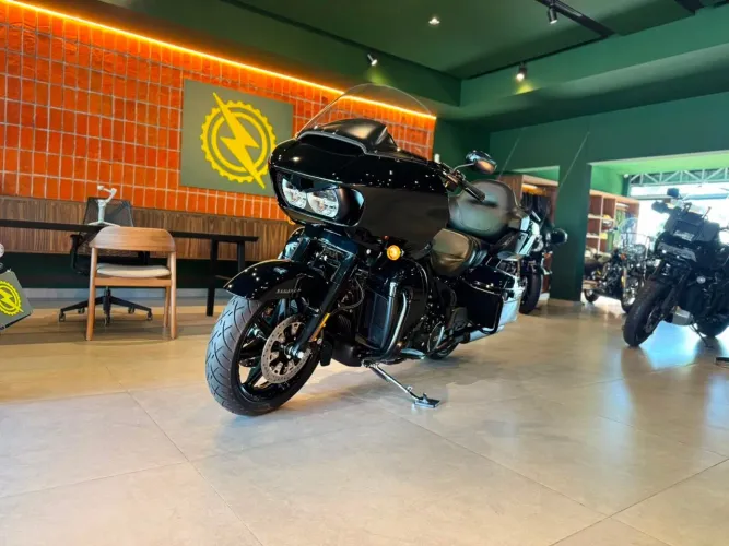 HARLEY DAVIDSON ROAD GLIDE LIMITED FLTRK PRETA 2023/2023
