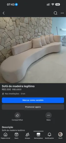 Sofá de madeira
