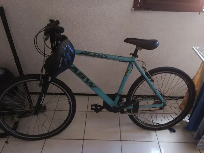 Vendo bicicleta de marcha.