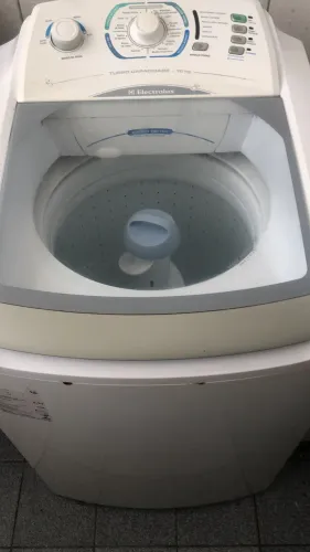 Máquina de Lavar Electrolux