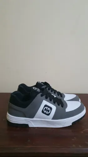 Tenis