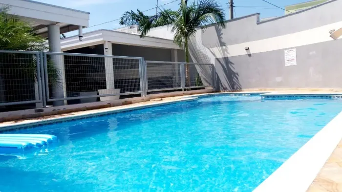 Salão de Eventos 227m2 2 Doms, Área Gourmet, Cozinha, Sala, 1 Banheiro social, 02 lavabos,