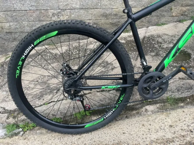 VENDO BICICLETA SEMINOVA 