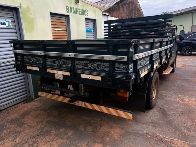 Carroceria F-350 e outros 