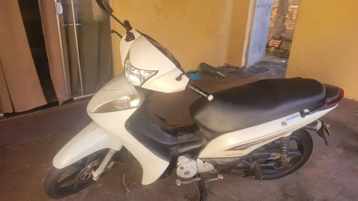 Vende-se Moto Honda Bis