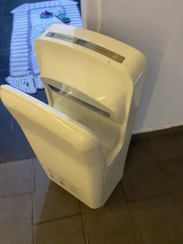 Secador de mãos