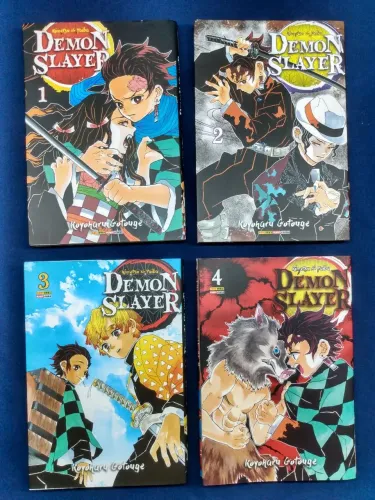 PACK DEMON SLAYER Mangás c/ os 4 Primeiros números com BRINDES Ed.Panini perfeito estado