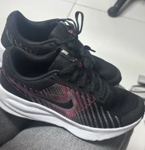 Tênis Feminino Nike Run Defy