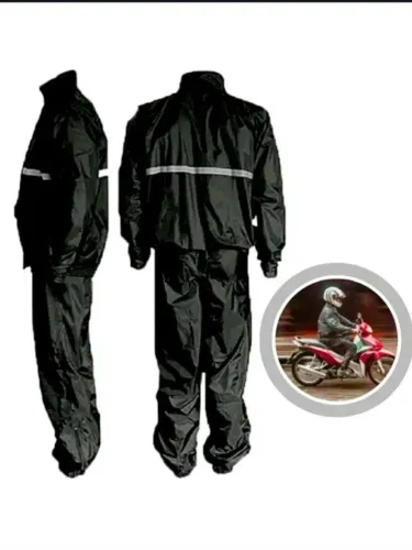 Conjunto Capa e Calça de Motoqueiro