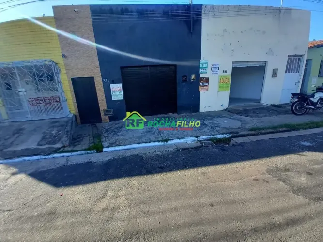 Casa para alugar. 300 m² por 3500,00/mês - Piçarra - Teresina/PI