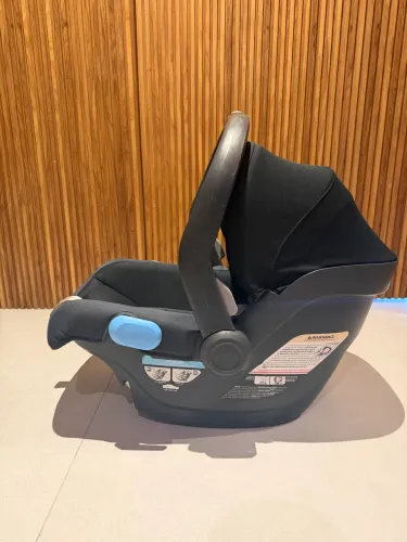 Bebê conforto Mesa Uppababy