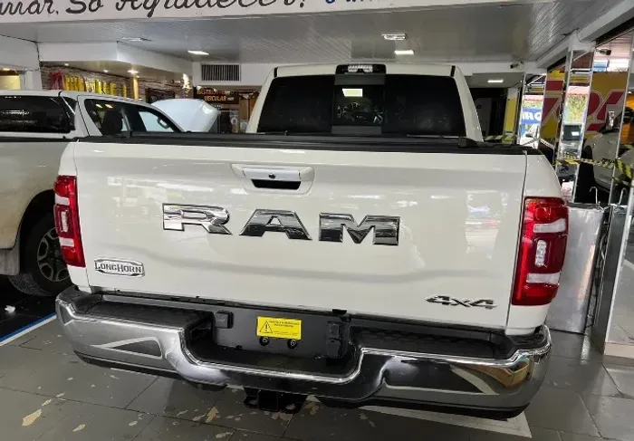Ram 3500 Limited Longhorn 6.7 TB CD Diesel 2022