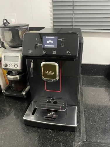 Máquina Automática  Café Espresso Gaggia Magenta Milk