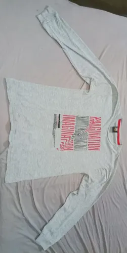 Camiseta manga longa cinza tam 16