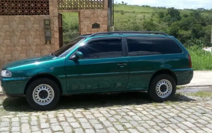Volkswagen Parati Glsi 2.0 / GLS/ Surf 1.8 (álcool) 1996