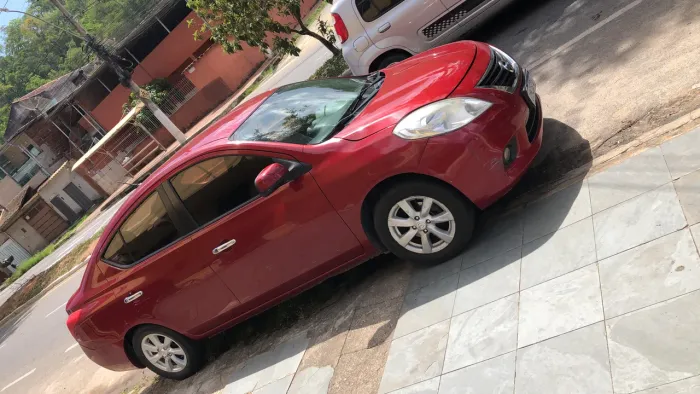 Nissan Versa SL 1.6 16V Flex Fuel 4P Mec. 2013