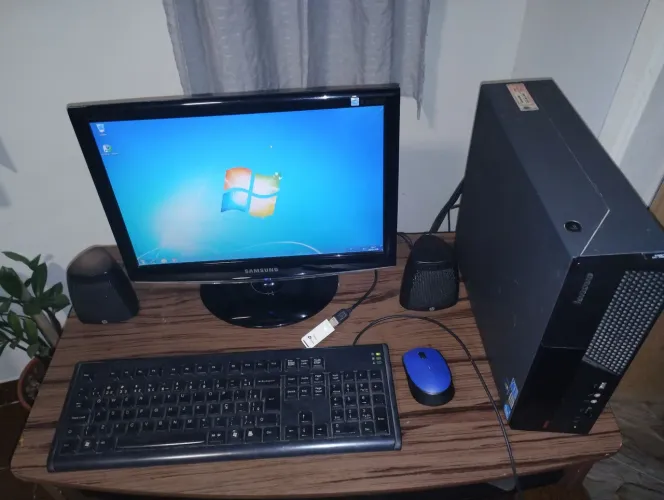 Cpu completa + acessórios cpu lenovo thinkcentre m58p 8gb ram HD 320 gb LER DESCRIÇÃO