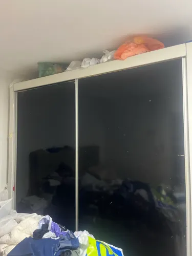 Guarda roupa muito grande