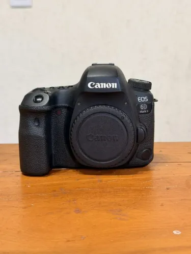 CANON 6D MARK II