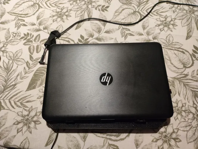 Notebook HP HQ 71025 touch screen I5 7gen 16Gb ram