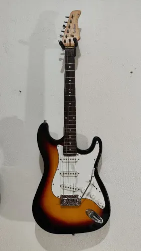 Kit Completo Guitarra + Pedaleira Tank-G (Estado de Nova) + Acessórios