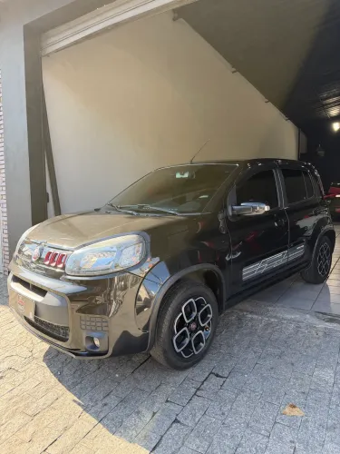 Fiat Uno Sporting 1.4 EVO Fire Flex 8V 4P 2015