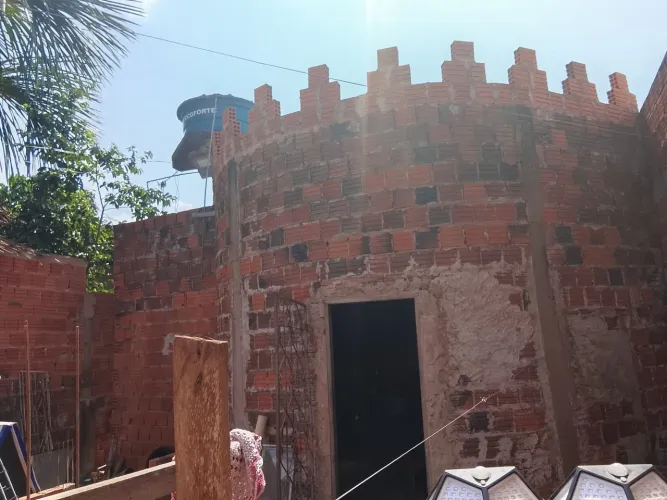 Troco essa casa por um carro