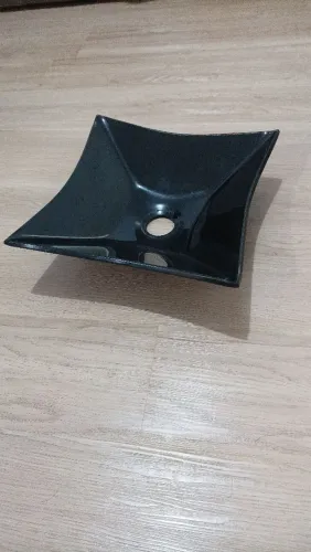 Cuba de vidro de banheiro preto
