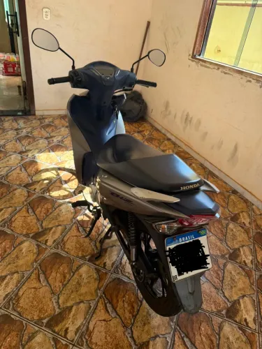 Honda Biz 125 2021 - Único dono | Apenas 9.900km