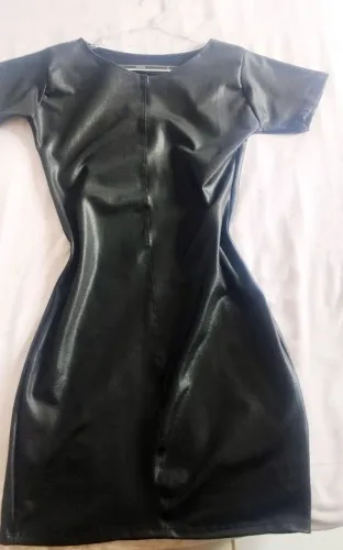 Vestido Couro Fake Com Lycra