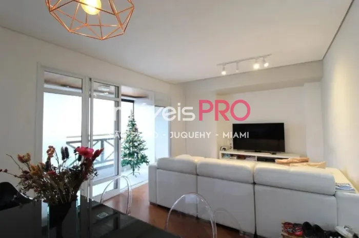 Apartamento para venda com 100m² em Moema - São Paulo.