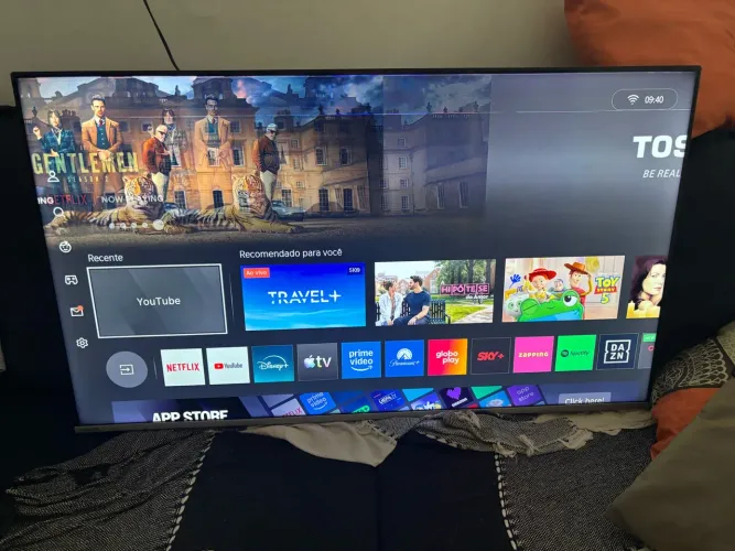 Smart TV 4K com Alexa . Toda original nunca aberta. Tv com duas listras