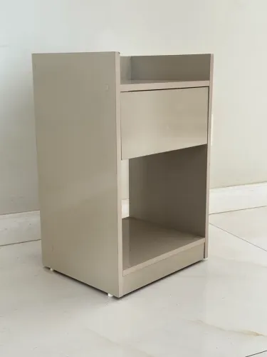 Criados-mudos Modernos - Kit com 2 unidades - R$ 300,00