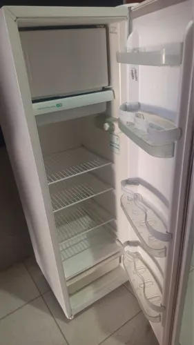 Kit Geladeira + Fogão 800,00