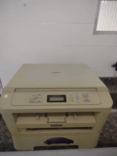 Impressora Brother DCP 7055 Defeito 