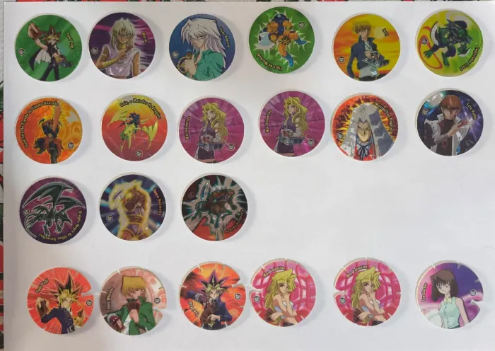 Tazos Yu-Gi-Oh Magic e Arma e Voa