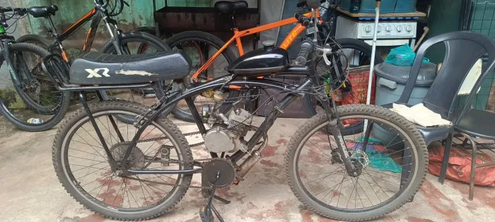 Bicicleta motorizada 80cc semi nova