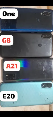 Lote de celulares com defeito 