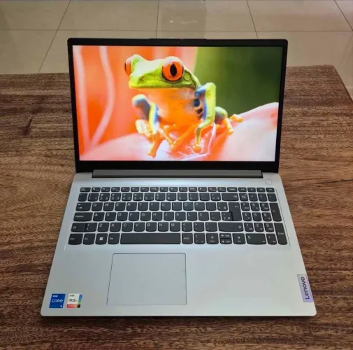 Notebook Lenovo i5 12 Geração + Brinde