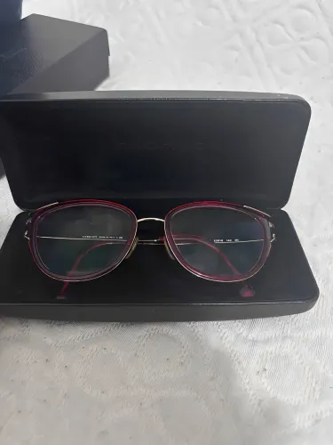Óculos ( DOLCE GABBANA) + (VERSACE)