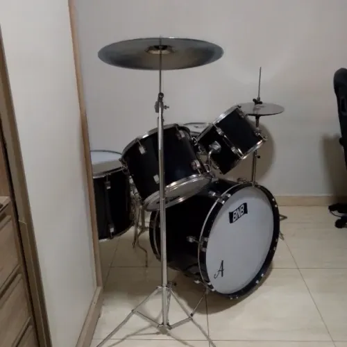 Bateria acústica BNB (completa)
