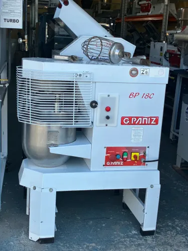 Batedeira Gpaniz industrial 18 litros
