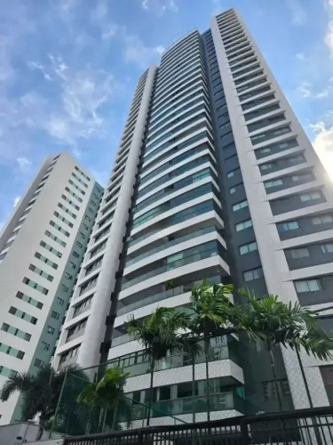 Jean Charles / Madalena: 4 Suítes, 03 vagas de Garagens cobertas e área de 156 m