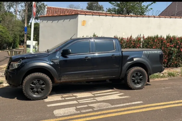 Ford Ranger XLS 2.5 16V 4X2 CD Flex 2016