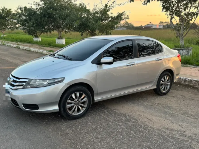 Honda City Sedan LX 1.5 Flex 16V 4P Mec. 2013