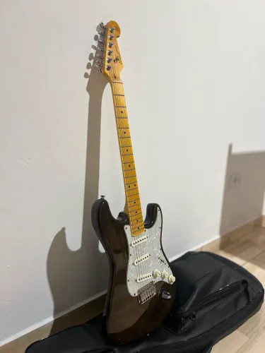Guitarra SX VTG Séries Stratocaster