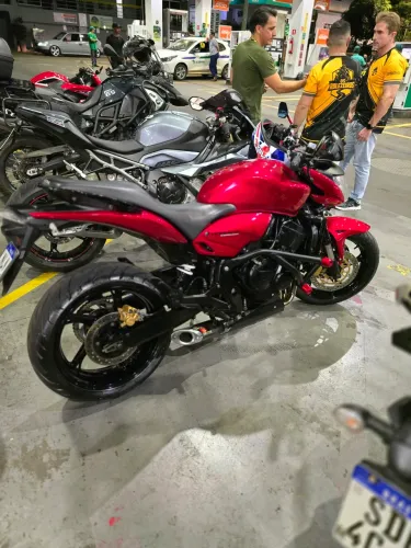 Honda hornet 600cc