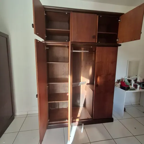 Guarda roupa 3 portas
