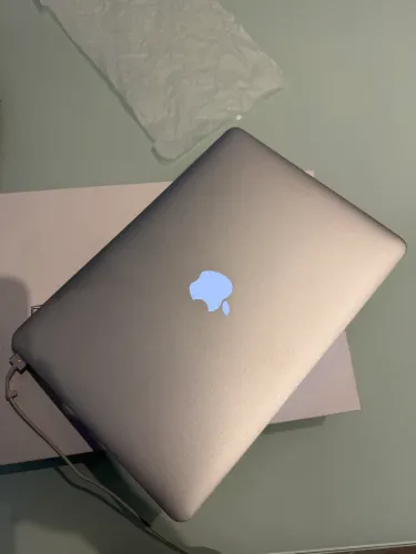 Apple MacBook Air 13 Semi Novo